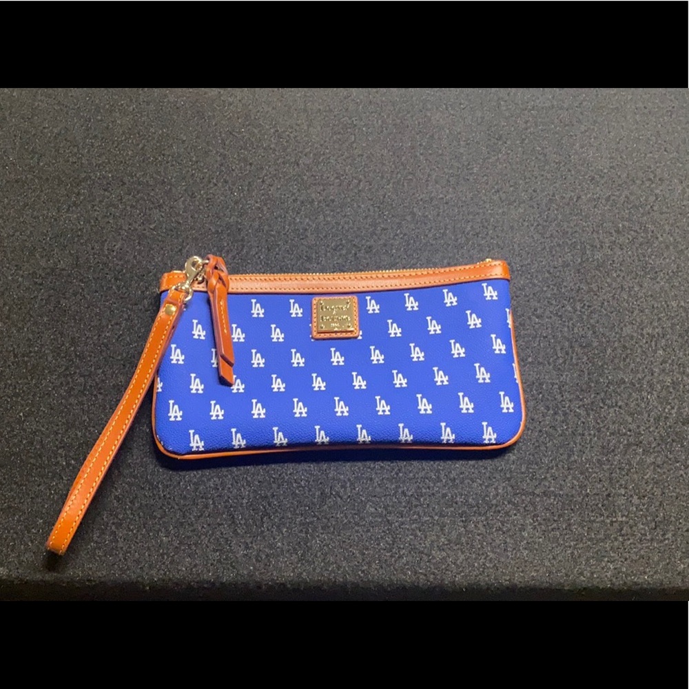 Dooney & Bourke MLB LA Dodgers Wristlet/Clutch